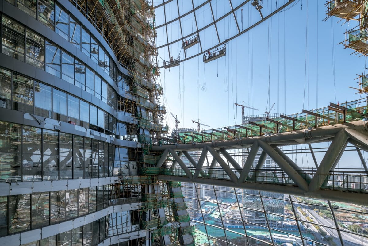 Leeza SOHO — walking the completed building